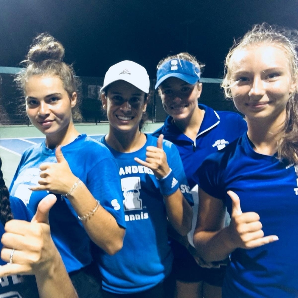 Meet your Posher, Maria